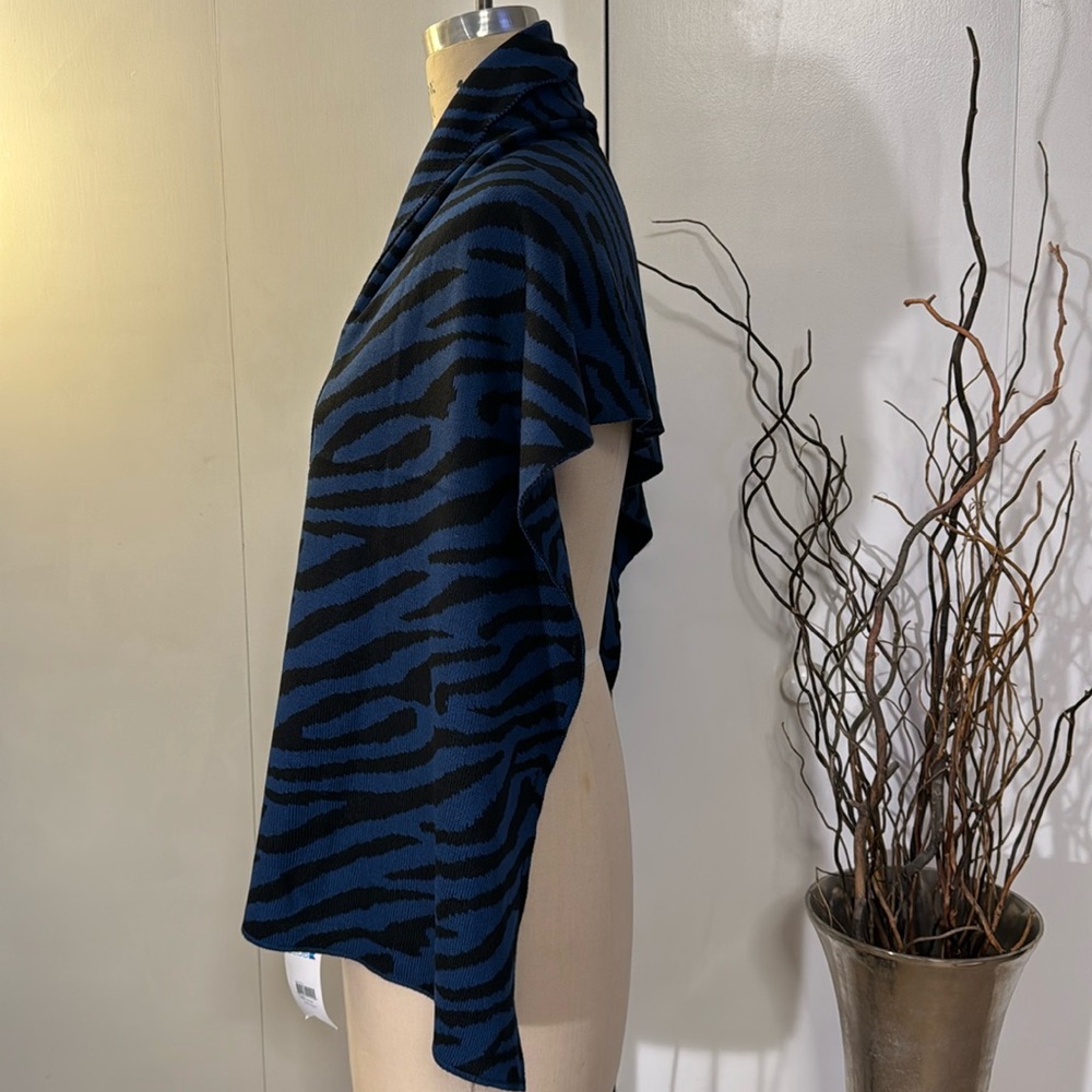 Cruise Club, black and blue zebra striped shawl/scarf - Picture 3 of 4